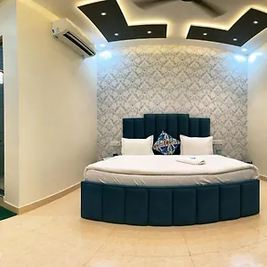 New & Restaurant Hotel Agra (Uttar Pradesh)