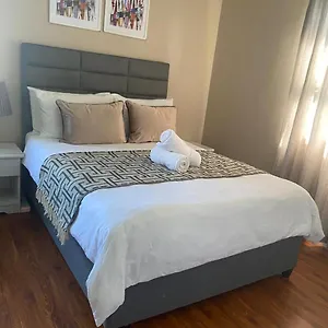 Italia And Car Pty Bed & Breakfast Cape Town