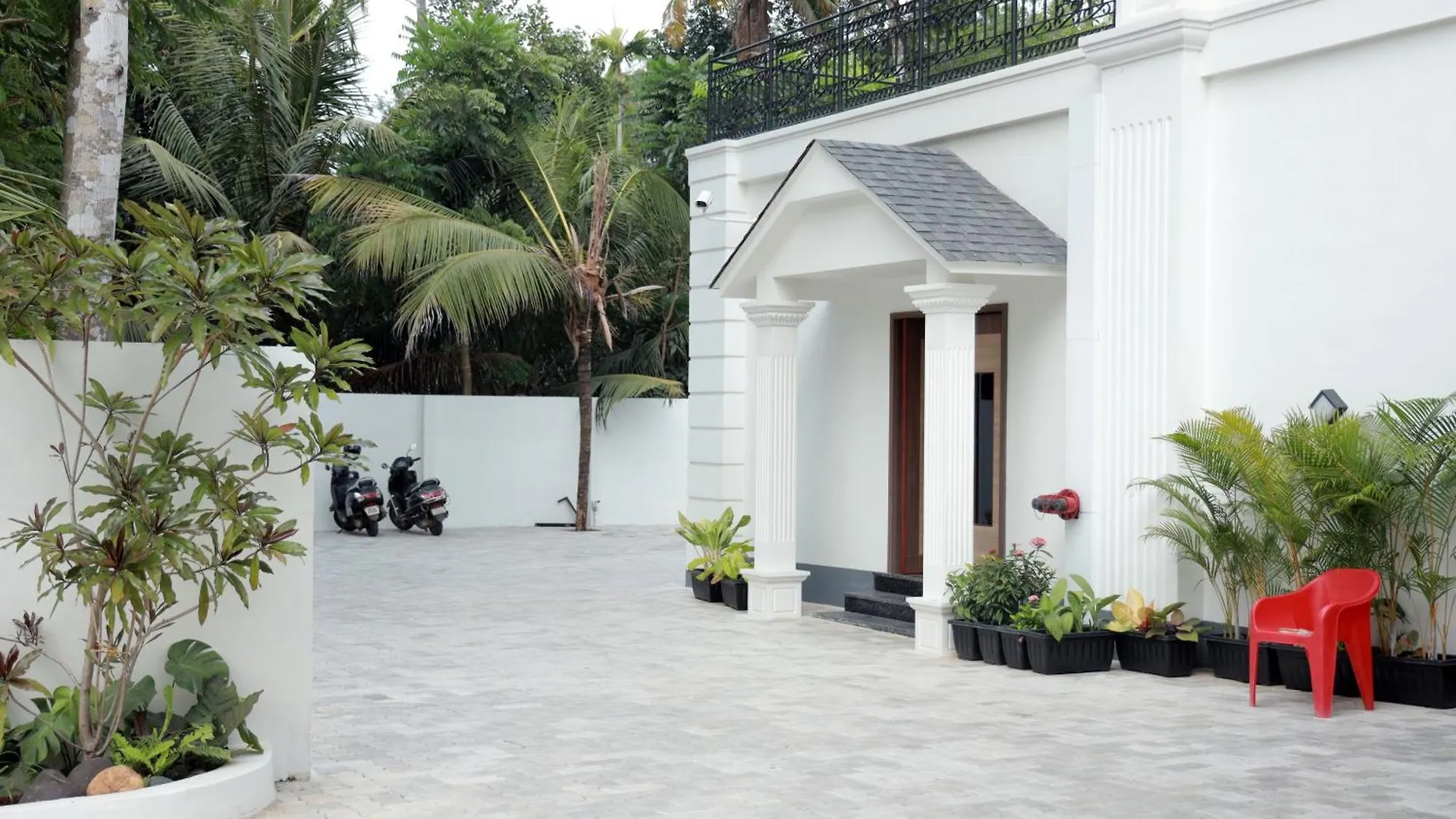 Hotel Viraj Retreat Mundrothuruth 4*,  Indie