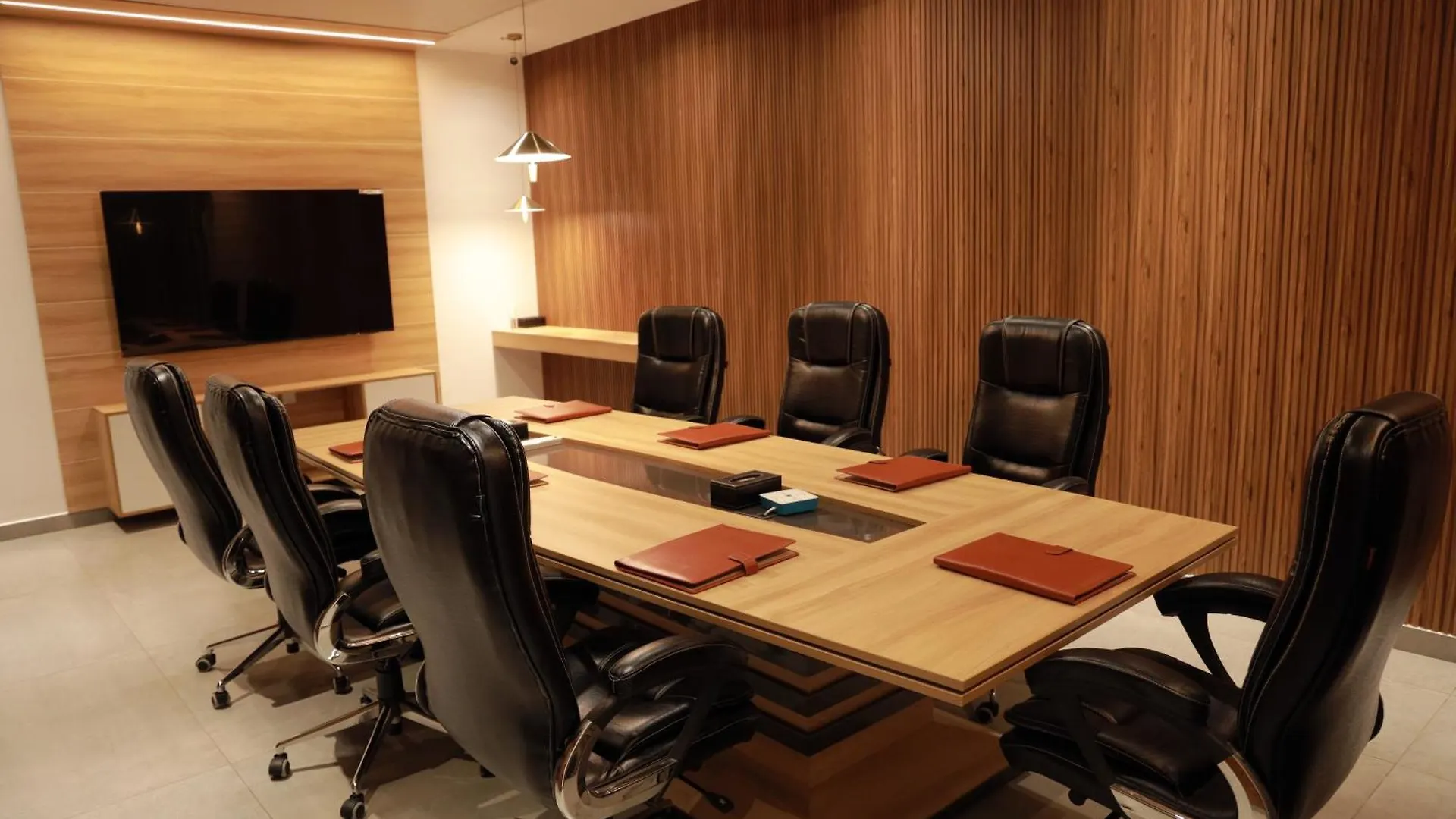 Hotel Viraj Retreat Mundrothuruth